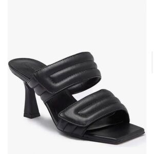 ABOUND QUARLY BLACK QUILTED PUFFER SQUARE TOE BLACK SANDAL SIZE 7M